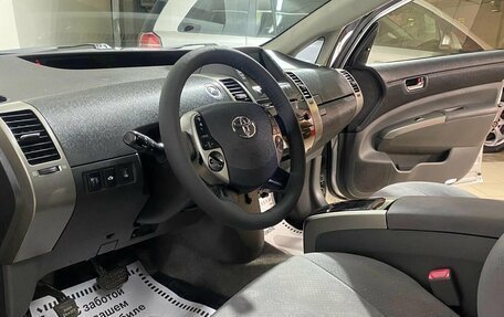 Toyota Prius, 2007 год, 669 000 рублей, 7 фотография