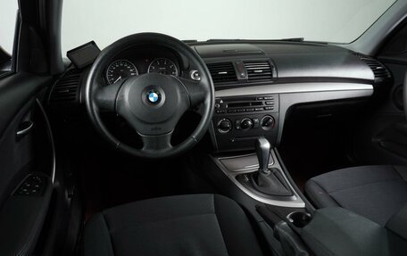BMW 1 серия, 2010 год, 1 039 000 рублей, 6 фотография