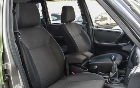 Chevrolet Niva I рестайлинг, 2018 год, 995 000 рублей, 8 фотография