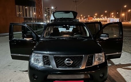 Nissan Pathfinder, 2012 год, 2 000 000 рублей, 3 фотография