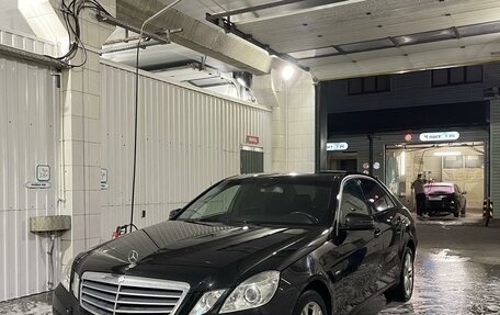 Mercedes-Benz E-Класс, 2010 год, 1 375 000 рублей, 2 фотография