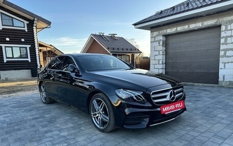 Mercedes-Benz E-Класс, 2019 год, 5 950 000 рублей, 3 фотография