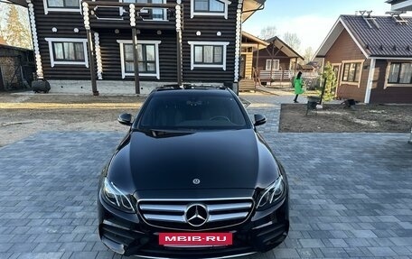 Mercedes-Benz E-Класс, 2019 год, 5 950 000 рублей, 14 фотография