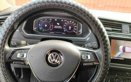 Volkswagen Tiguan II, 2020 год, 3 900 000 рублей, 4 фотография