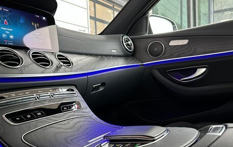 Mercedes-Benz E-Класс, 2021 год, 6 550 000 рублей, 11 фотография