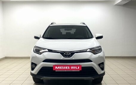 Toyota RAV4, 2018 год, 2 845 000 рублей, 2 фотография