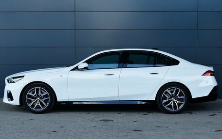 BMW 5 серия, 2023 год, 10 199 000 рублей, 8 фотография
