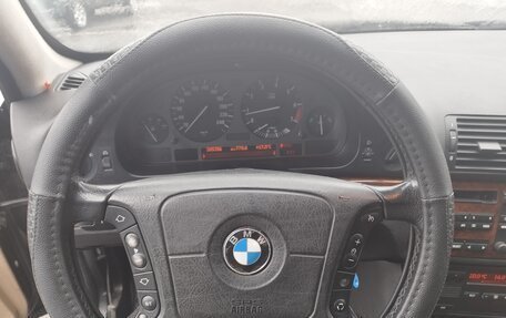 BMW 5 серия, 1999 год, 520 000 рублей, 30 фотография