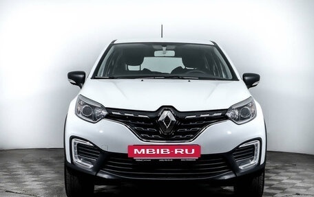 Renault Kaptur I рестайлинг, 2022 год, 1 999 000 рублей, 2 фотография