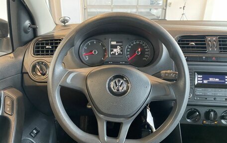 Volkswagen Polo VI (EU Market), 2018 год, 1 100 000 рублей, 10 фотография