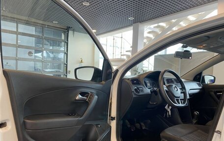 Volkswagen Polo VI (EU Market), 2018 год, 1 100 000 рублей, 21 фотография
