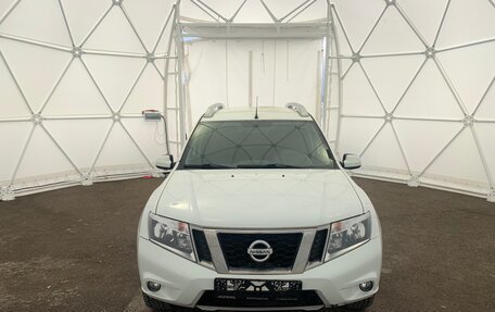 Nissan Terrano III, 2016 год, 1 450 000 рублей, 2 фотография