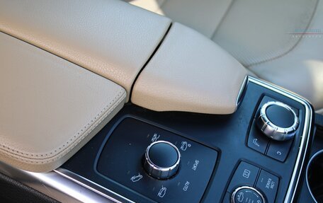 Mercedes-Benz GL-Класс, 2012 год, 2 780 000 рублей, 10 фотография