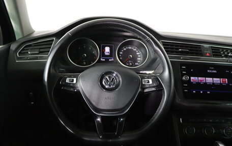 Volkswagen Tiguan II, 2018 год, 2 499 990 рублей, 10 фотография