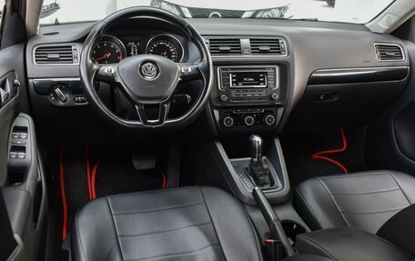 Volkswagen Jetta VI, 2016 год, 1 599 000 рублей, 6 фотография