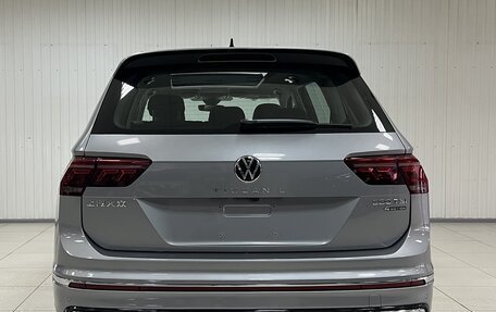 Volkswagen Tiguan II, 2023 год, 5 300 000 рублей, 5 фотография
