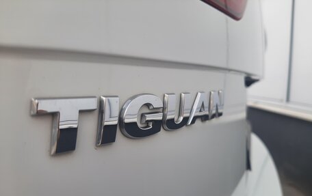 Volkswagen Tiguan II, 2018 год, 3 050 000 рублей, 13 фотография