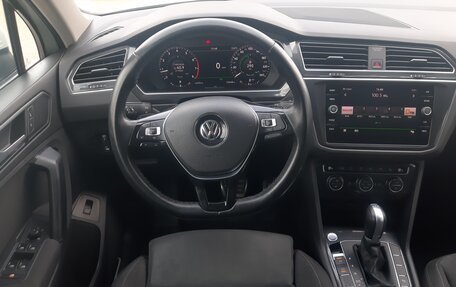 Volkswagen Tiguan II, 2018 год, 3 050 000 рублей, 22 фотография