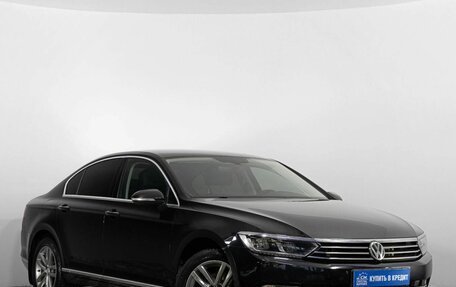 Volkswagen Passat B8 рестайлинг, 2017 год, 2 149 000 рублей, 2 фотография
