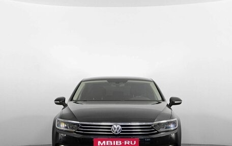 Volkswagen Passat B8 рестайлинг, 2017 год, 2 149 000 рублей, 3 фотография