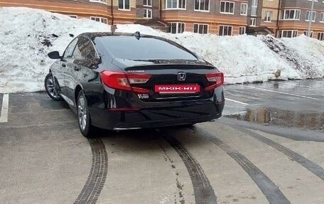 Honda Accord IX рестайлинг, 2020 год, 3 000 000 рублей, 2 фотография