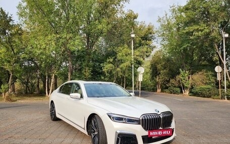 BMW 7 серия, 2019 год, 7 800 000 рублей, 4 фотография