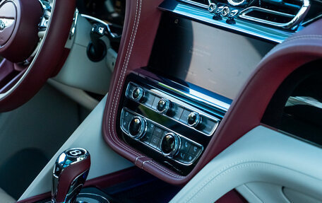 Bentley Bentayga I, 2023 год, 34 990 000 рублей, 14 фотография