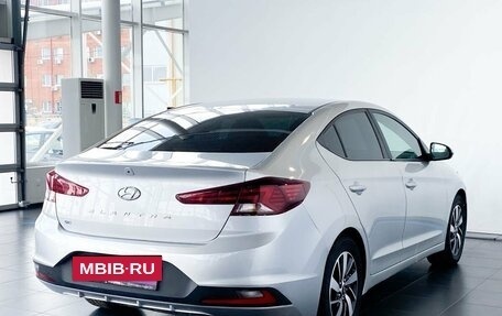 Hyundai Elantra VI рестайлинг, 2018 год, 1 820 000 рублей, 4 фотография