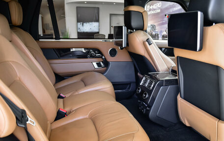 Land Rover Range Rover IV рестайлинг, 2019 год, 9 990 000 рублей, 8 фотография