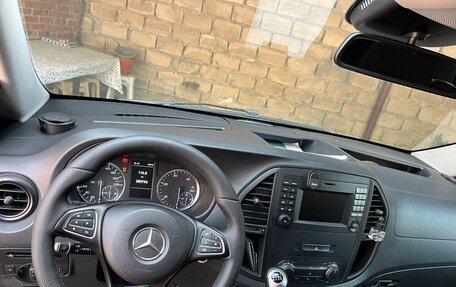 Mercedes-Benz Vito, 2016 год, 2 400 000 рублей, 7 фотография