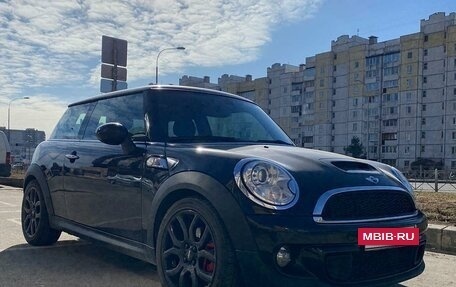 MINI Hatch, 2010 год, 1 550 000 рублей, 8 фотография