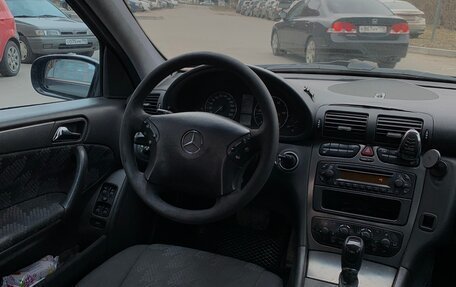 Mercedes-Benz C-Класс, 2003 год, 400 000 рублей, 10 фотография