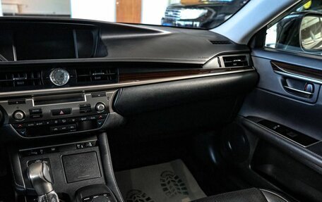 Lexus ES VII, 2016 год, 2 449 000 рублей, 12 фотография