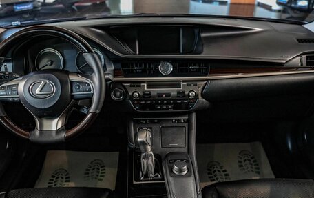 Lexus ES VII, 2016 год, 2 449 000 рублей, 11 фотография