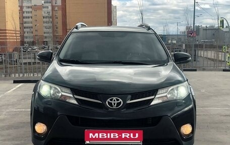 Toyota RAV4, 2014 год, 2 200 000 рублей, 3 фотография