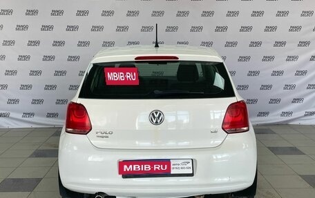 Volkswagen Polo VI (EU Market), 2010 год, 745 000 рублей, 3 фотография