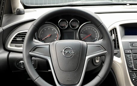 Opel Astra J, 2011 год, 929 000 рублей, 13 фотография