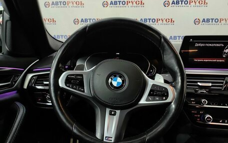 BMW 5 серия, 2020 год, 4 999 000 рублей, 13 фотография