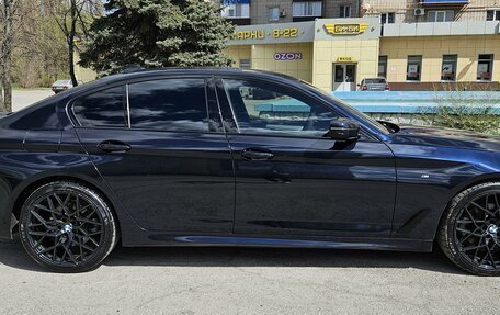 BMW 5 серия, 2017 год, 3 295 000 рублей, 4 фотография