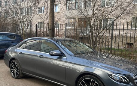 Mercedes-Benz E-Класс, 2017 год, 4 199 999 рублей, 9 фотография