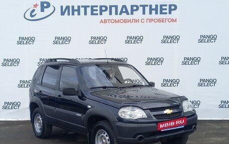 Chevrolet Niva I рестайлинг, 2011 год, 578 000 рублей, 3 фотография