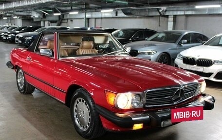 Mercedes-Benz SL-Класс, 1988 год, 6 100 000 рублей, 17 фотография