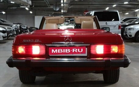 Mercedes-Benz SL-Класс, 1988 год, 6 100 000 рублей, 33 фотография