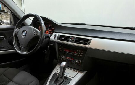 BMW 3 серия, 2011 год, 1 099 000 рублей, 11 фотография