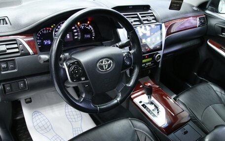 Toyota Camry, 2013 год, 1 833 000 рублей, 12 фотография