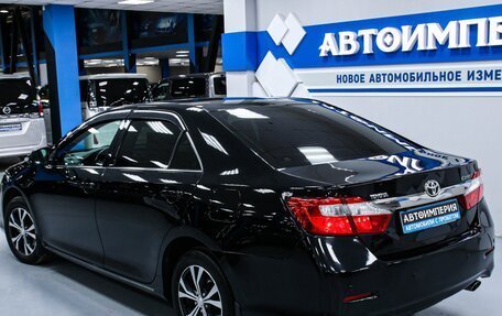 Toyota Camry, 2013 год, 1 833 000 рублей, 10 фотография