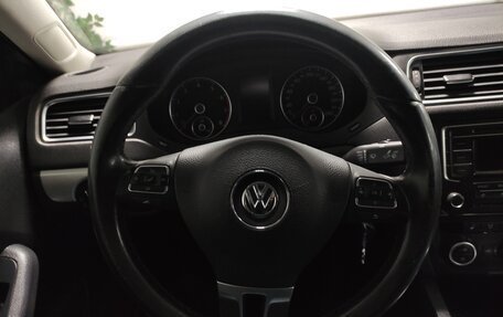 Volkswagen Jetta VI, 2013 год, 1 350 000 рублей, 7 фотография