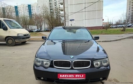BMW 7 серия, 2004 год, 700 000 рублей, 2 фотография