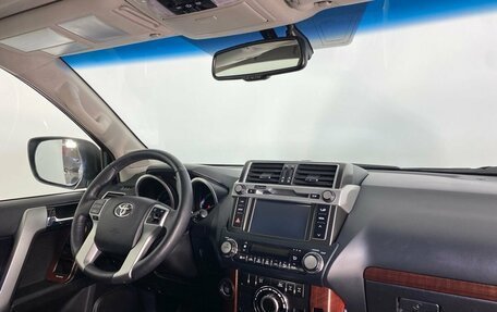 Toyota Land Cruiser Prado 150 рестайлинг 2, 2017 год, 5 249 000 рублей, 13 фотография