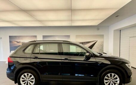 Volkswagen Tiguan II, 2020 год, 2 550 000 рублей, 4 фотография